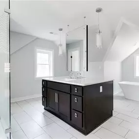 Bild von Orchard & Main Construction