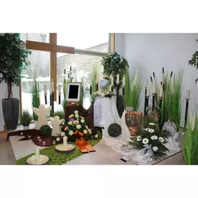 Bild von Heinze Bestattungen – Ihre Bestatterin des Vertrauens