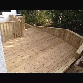 Bild von De Rose Garden & Property Services Ltd