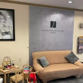 Bild von Sebnitzer Friseur & Kosmetik GmbH Haarstudio 