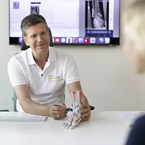Bild von Dr. med. Gerret Hochholz Auromedicum Privatpraxis für Orthopädie