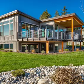 Bild von Roosa Fence & Deck