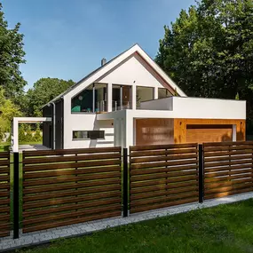 Bild von Roosa Fence & Deck