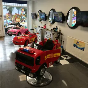 Bild von Ocean Kids and Family Salon® - Kids haircuts expert!