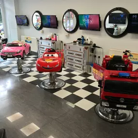 Bild von Ocean Kids and Family Salon® - Kids haircuts expert!