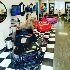 Bild von Ocean Kids and Family Salon® - Kids haircuts expert!