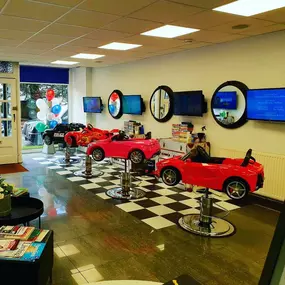 Bild von Ocean Kids and Family Salon® - Kids haircuts expert!