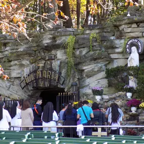 Bild von Our Lady of Lourdes Shrine
