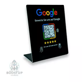 Eleganter Google Bewertungsaufsteller mit integriertem NFC Tag und QR Code. Kundinnen und Kunden können dein Unternehmen mit einem einzigen Scan direkt auf Google bewerten. Keine App nötig, keine Suche. Ideal für Geschäfte, Restaurants, Studios
