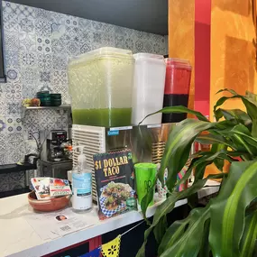 Fonda Don Cuco #3 - aguas frescas