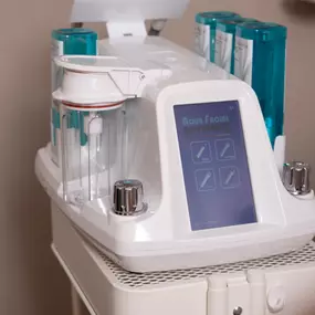 Bild von Die Schönheitsmanufaktur - Kosmetiksalon, Visagistin & Braut Stylistin