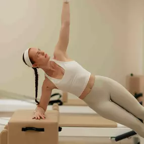 Bild von Glow Pilates Reformer