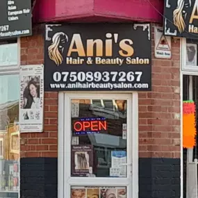 Bild von ANI'S HAIR AND BEAUTY SALON