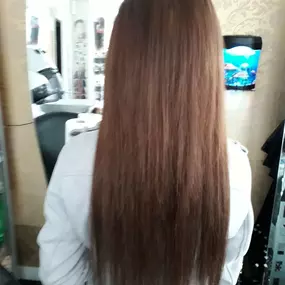 Bild von ANI'S HAIR AND BEAUTY SALON
