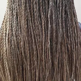 Bild von ANI'S HAIR AND BEAUTY SALON
