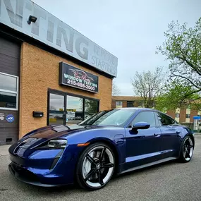 Bild von Car Pretty Window Tinting