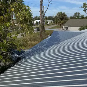 Len's Roofing is a family owned, award winning, Florida roofing contractor serving Manatee, Sarasota, Hillsborough, Hardee, DeSoto, and Charlotte County. Serving The Sun Coast Since 1993. Call 1 (941) 896-7897