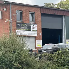 Bild von KFZ MIETWERKSTATT Hobbywerkstatt Fahrzeugcheck / Urlaubscheck / TÜV Check