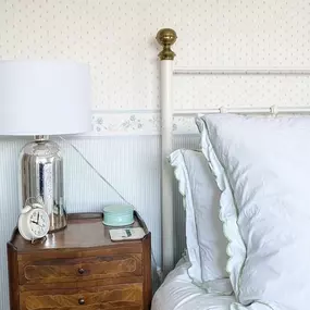 Bild von Wrought Iron & Brass Bed Co.