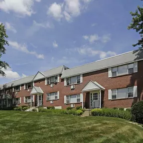 Bild von Aston Pointe Apartment Homes