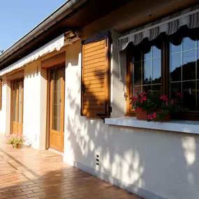 Bild von 2M Fermetures  Fenêtre, Porte, Volet & Pergola