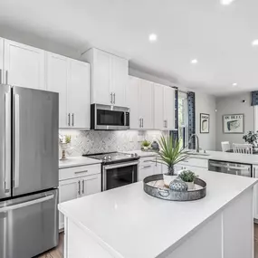 New home peace of mind with a 10-year structural warranty – no surprise repairs.