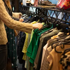 Bild von 9R second hand store di Caritas Ticino