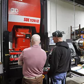 Bild von CAR Stamping & Machining