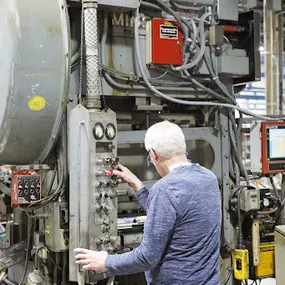 Bild von CAR Stamping & Machining