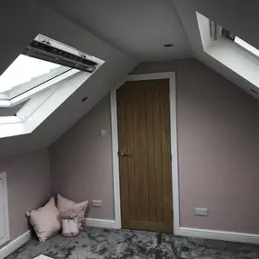 Bild von Through the Roof Loft Conversions