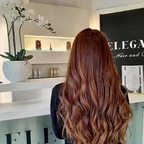 Bild von Elegance hair and beauty