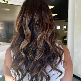 Bild von Elegance hair and beauty