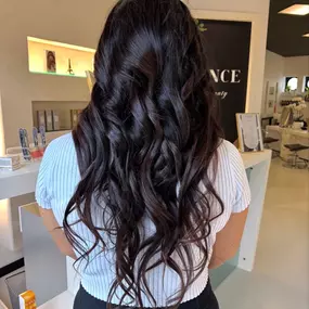 Bild von Elegance hair and beauty