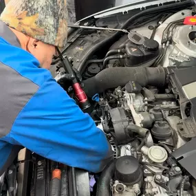 Bild von Raven's Auto Repair