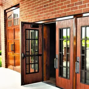 Bild von Door Renew of Treasure Valley