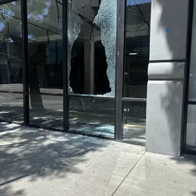 Baby Glass Inc. - Frameless glass storefront installation