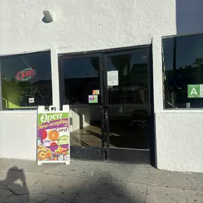 Baby Glass Inc. - After restaurant bi-fold glass door installation