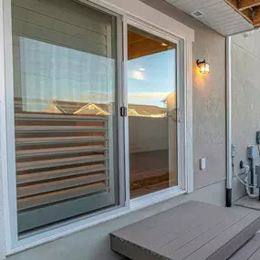 Baby Glass Inc. - Custom sliding glass doors