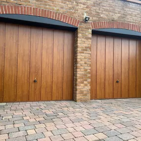 Bild von J & J Garage Doors