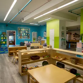 Quality Interactive Preschool & Montessori Classroom