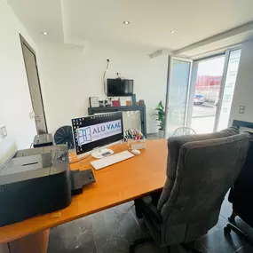 Bild von Alu Vaal artisan menuisier