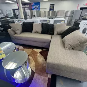 Bild von Summer Furniture & Mattress Deals