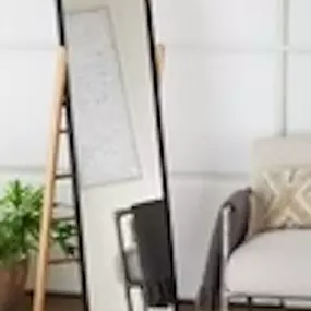 Bild von Summer Furniture & Mattress Deals