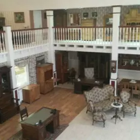 Bild von Antiquitäten und Wohnraumambiente