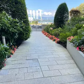 Bild von DULLA PARCS ET JARDINS SA