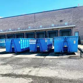 Bild von Bin Drop Dumpster Rental