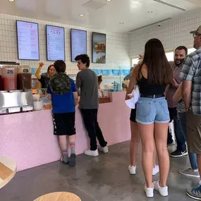 Bild von Sweetfin Poke Westwood Village