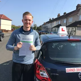 Bild von Easydrive Partnership Driving School