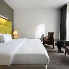 Royal Suite master bedroom