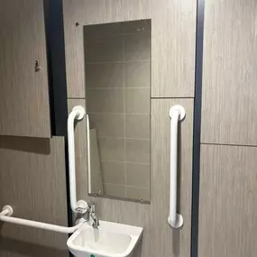 Bild von Active Glass and Mirrors Ltd